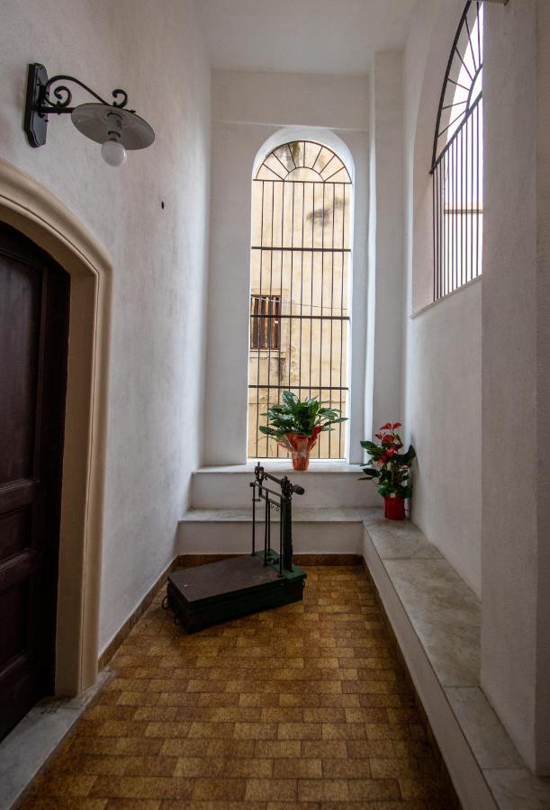 Dimora Porta Garibaldi Villa Catania-Fontanarossai nemzetközi repülőtér Kültér fotó
